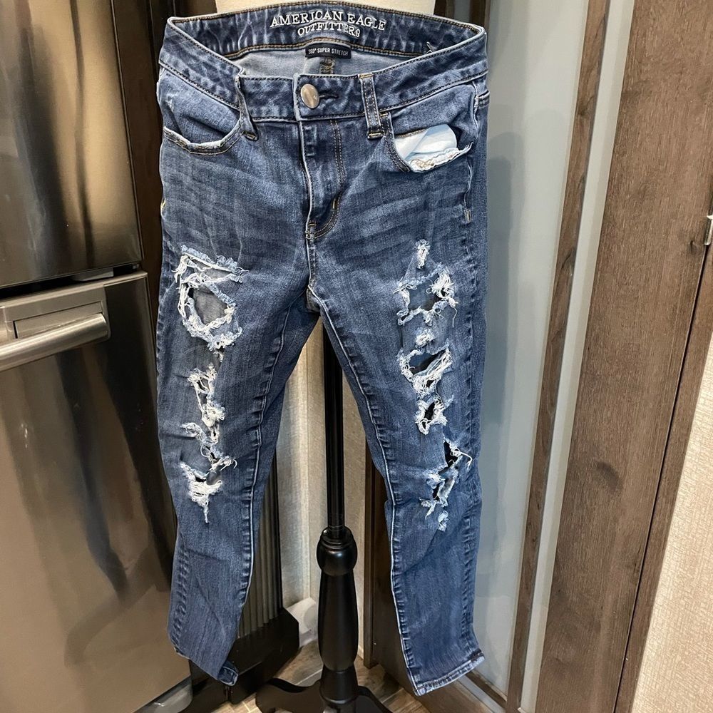 American Eagle Outfitters Blue Ankle Cropped Jeans